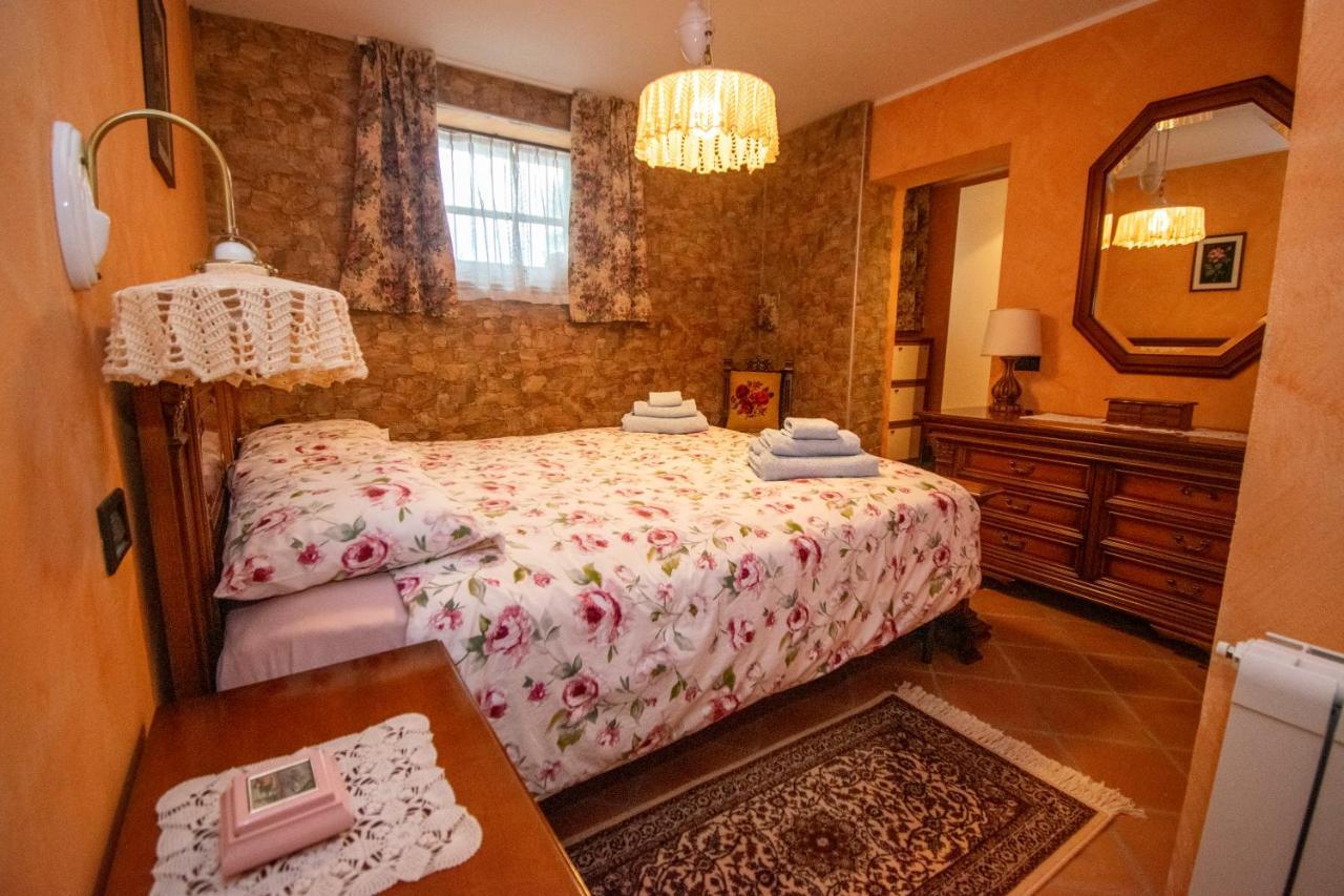 Вилла Family Gb - Dimora Fiorita Армено Экстерьер фото
